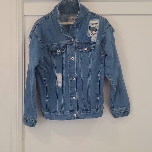 Love Tree Denim Ripped Jacket - Picture 2 of 9